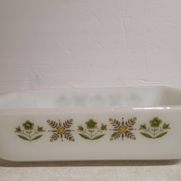 Anchor Hocking Vintage Green Meadow 1qt. Loaf Dish - Picture 1 of 5
